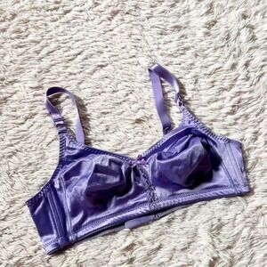 Bali Double Support Comfort Wireless Full Figure Bra Feminine Coquette Twee 38C